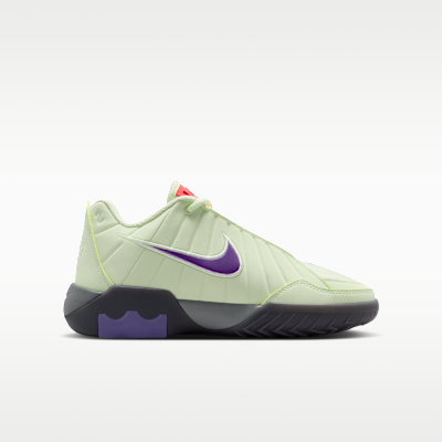 LeBron Witness 9 Older Kids' Basketball Shoes. Nike ID